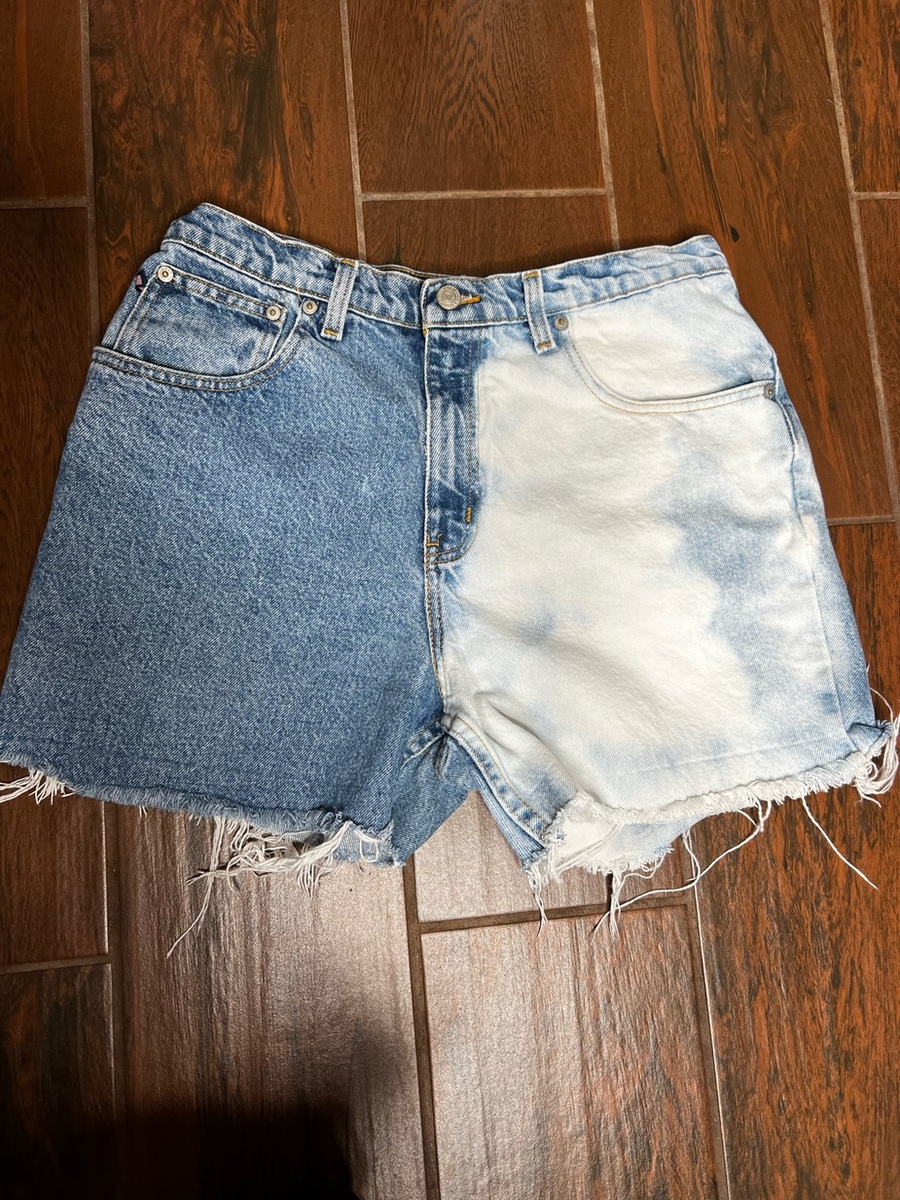 Ralph Lauren Vintage Denim Bleach Washed Cut Off Shorts - Picture 4 of 7